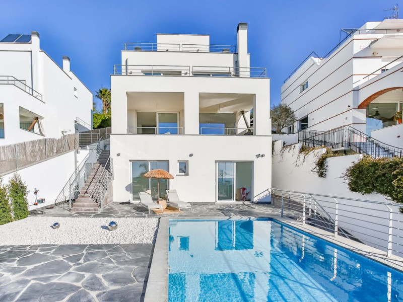New construction Miguel Utrillo 39 in Sitges photo 2