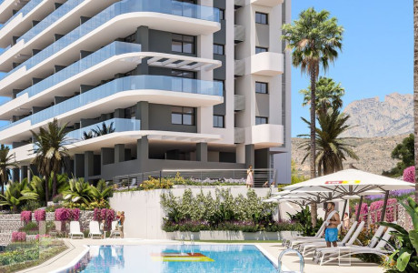 Apartment for sale in Calle Calle Pdte. Adolfo Suárez s/n, Benidorm thumbnail 2