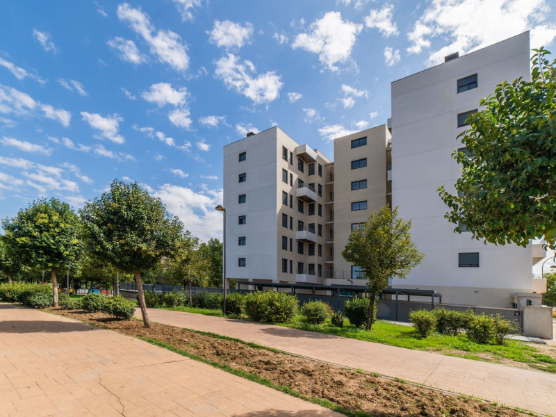 Venta de piso en Avenida Rosa Regás, 6, Getafe
photo 3