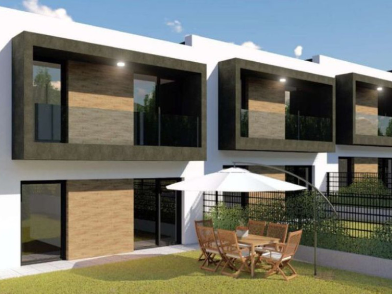Sale of townhouse in , Heras photo 2