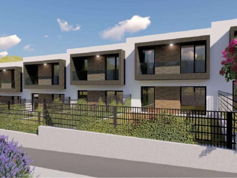 Sale of townhouse in , Heras photo 5