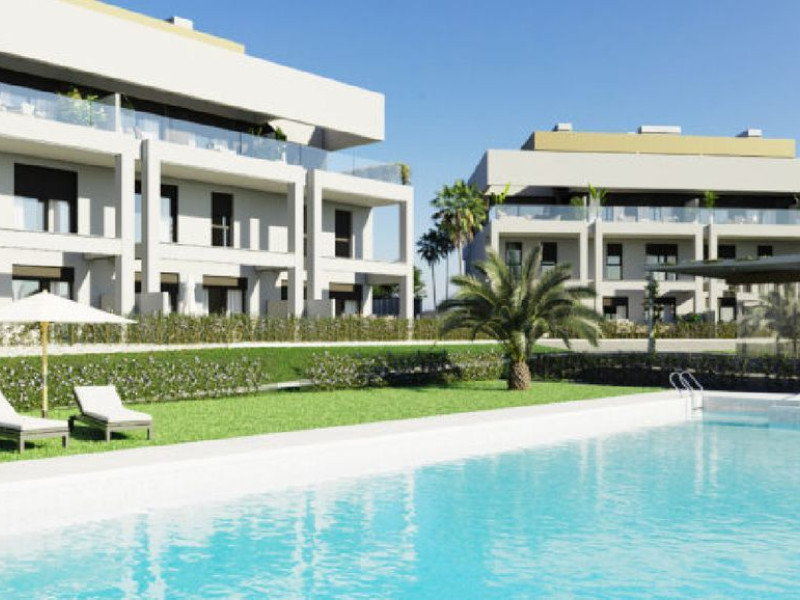Obra nueva Nueva Milla De Oro en Estepona (Revista) photo 2