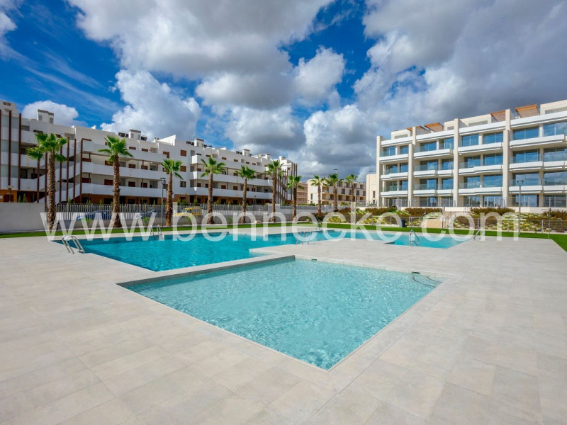 Obra nueva Apartamentos en La Zenia en Orihuela (Revista) photo 4