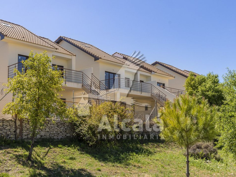 New construction Residencial Miralbilla in Villalbilla photo 3