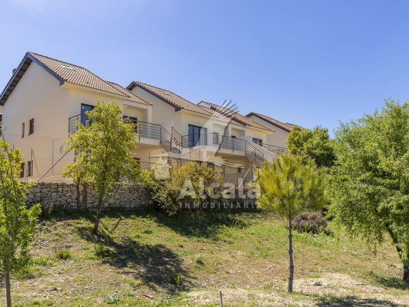 New construction Residencial Miralbilla in Villalbilla photo 4