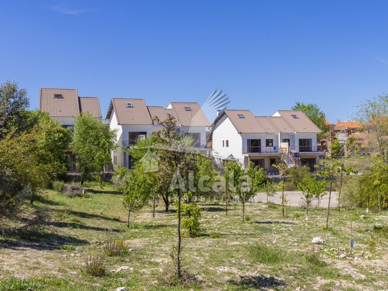 New construction Residencial Miralbilla in Villalbilla photo 5