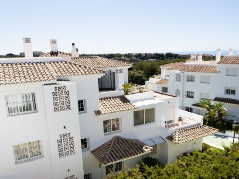 Venta de piso en Avenida de la Alcudia, Marbella
photo 2