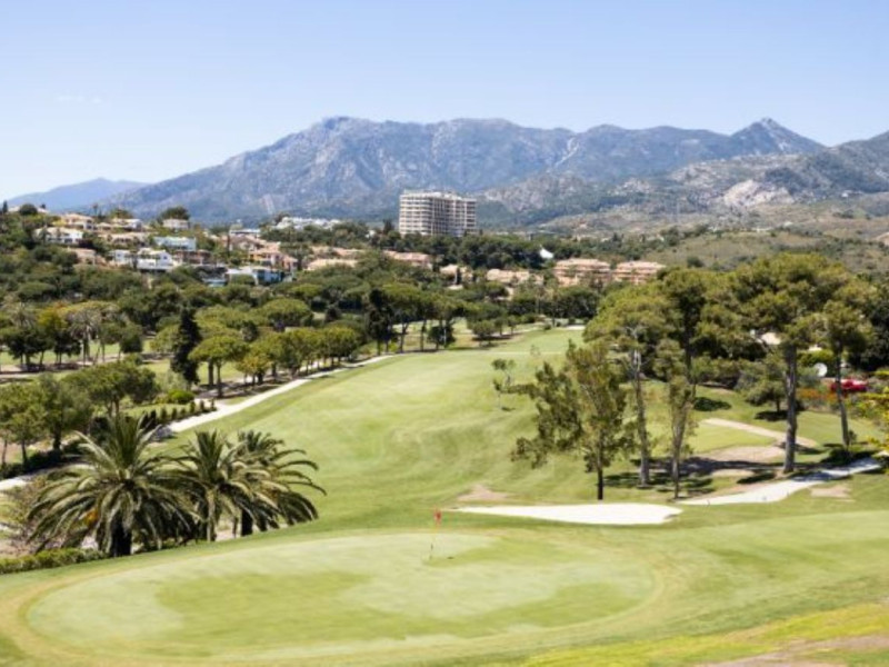 Venta de piso en Avenida de la Alcudia, Marbella
photo 4