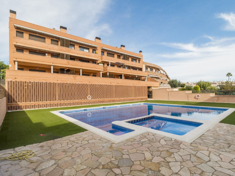 Sale of apartment in Calle Sant Antoni, 57, Cubelles
 photo 3