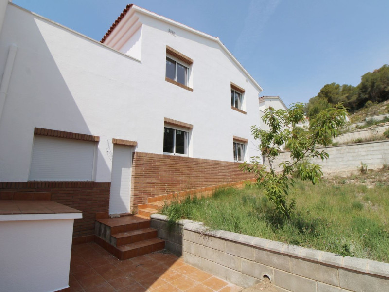 Sale of independent chalet in Mas Romeu, Calafell
photo 2