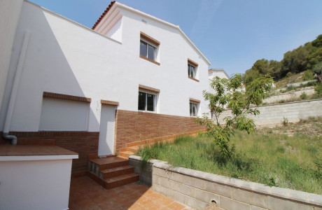 Detached villa for sale in Mas Romeu , Calafell thumbnail 1