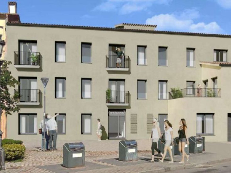 Obra nueva Pl. Mestre Gelonch en Castellar del Vallès (Revista) photo 1