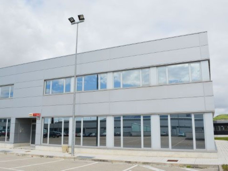 Новостройка Nueva-oficinas Plaza Europa Nº 14 y 15-a в Нои́н (Ва́лле де Эло́рц) photo 3