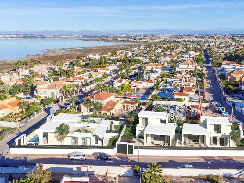 New construction Gold Villas Sanrise in Torrevieja photo 4
