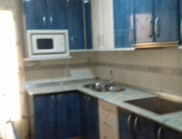 Piso en venta en , Torredonjimeno photo 1