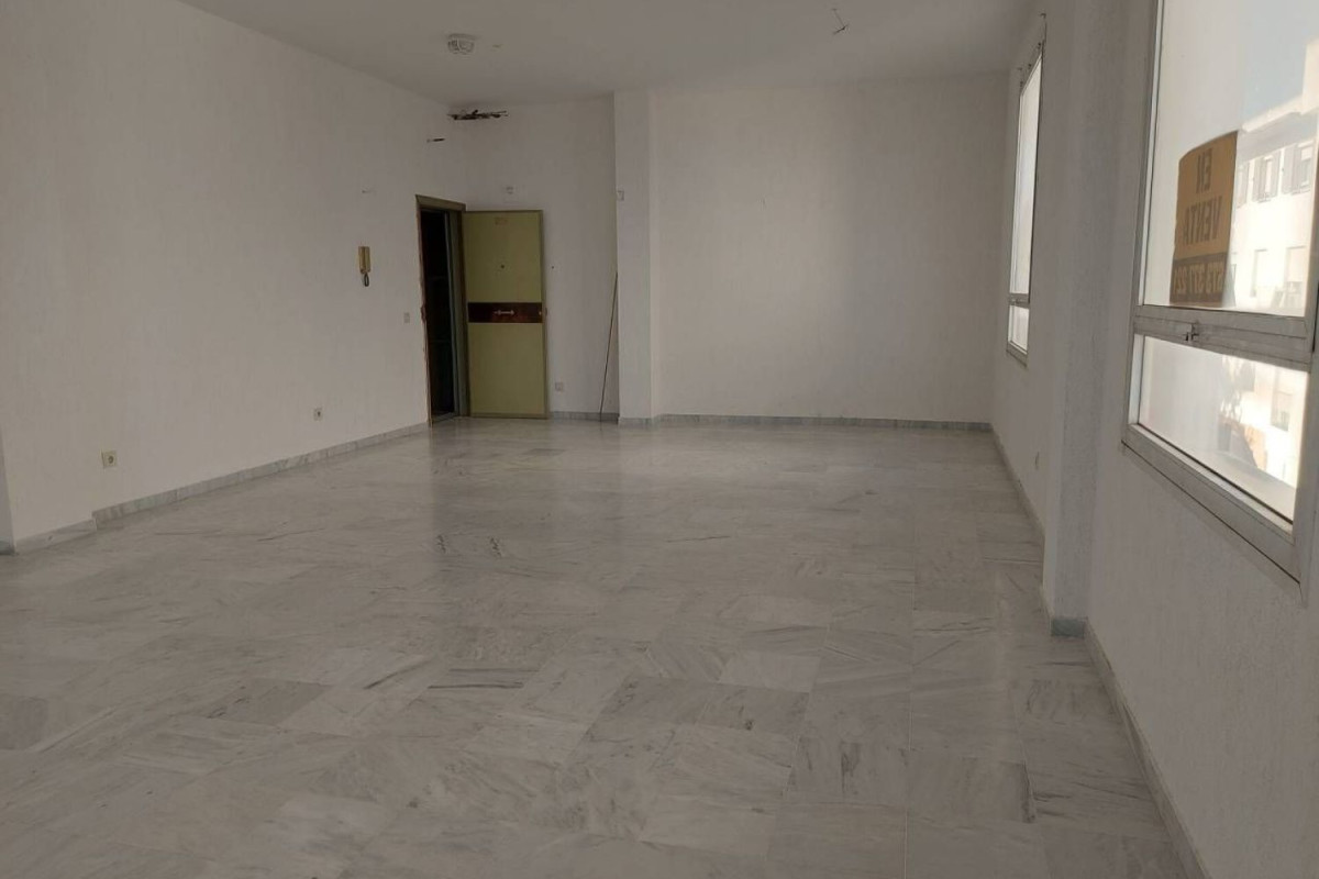 Venta de oficina en Jerez sur , Jerez de la Frontera photo 4