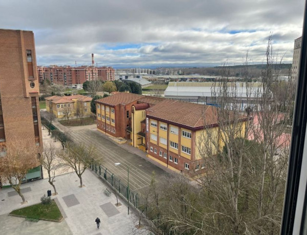 Продажа квартиры в Pasaje Fernando de Rojas, Burgos photo 1