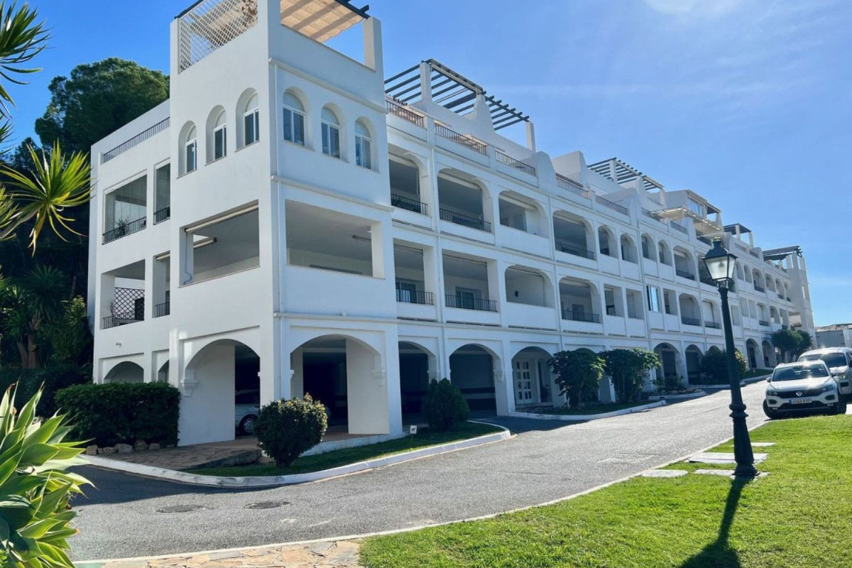 Venta de piso en BALCONES QUINTA DEL GOLF s/n, Benahavís
photo 3