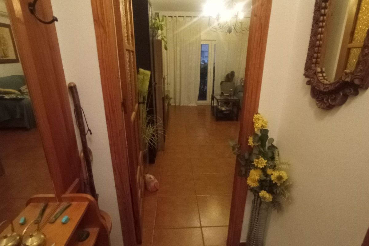 Sale of apartment in Calle Licenciado Madrid, 4, Alcalá de Henares
photo 2