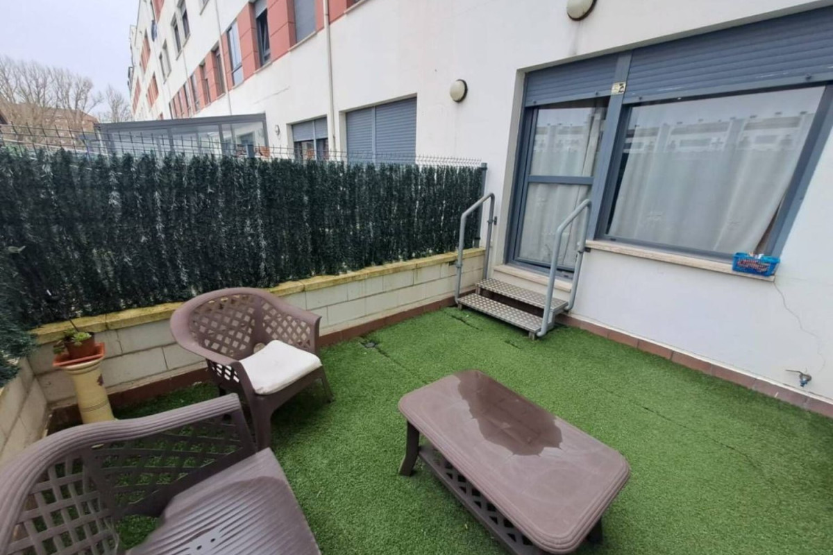 Sale of ground in Calle Esteban Granado, Burgos
photo 2