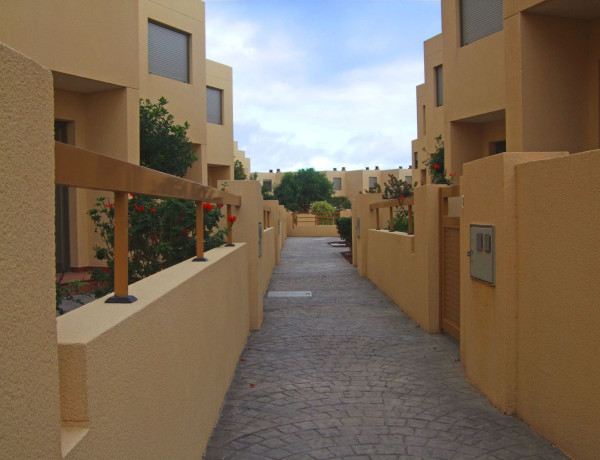 Semi-detached house for sale in  Calle El Cano, 13 , Granadilla de Abona photo 4