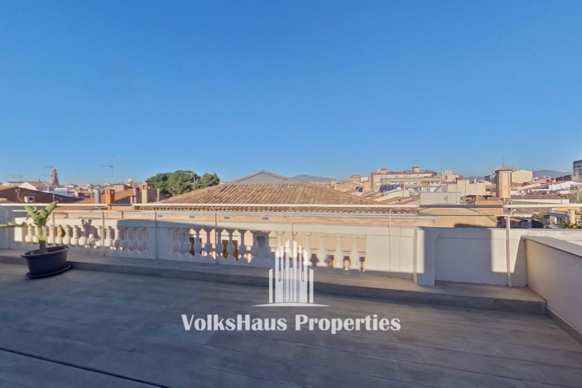 Продажа дуплекса на Calle de la Creueta, Сабадель photo 1