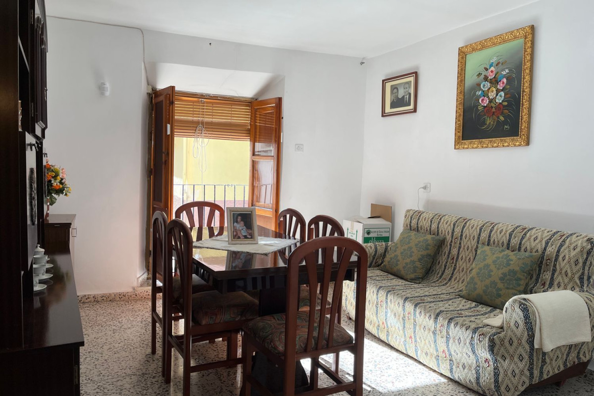 Casa o chalet independiente en venta en Otero, 6, Baza
photo 2