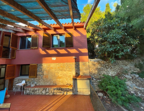 Chalet independiente en venta en  Urbanizaciones , Tortosa photo 3
