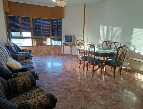 Piso en venta en , Ubeda photo 1