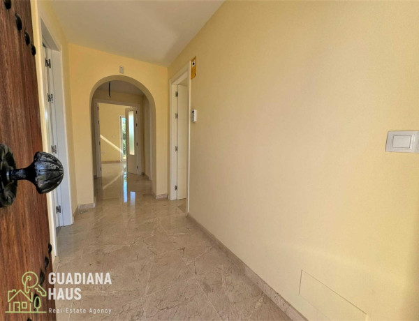 Chalet adosado en venta en  Calle Rubén Darío, 3301 , Ayamonte photo 3