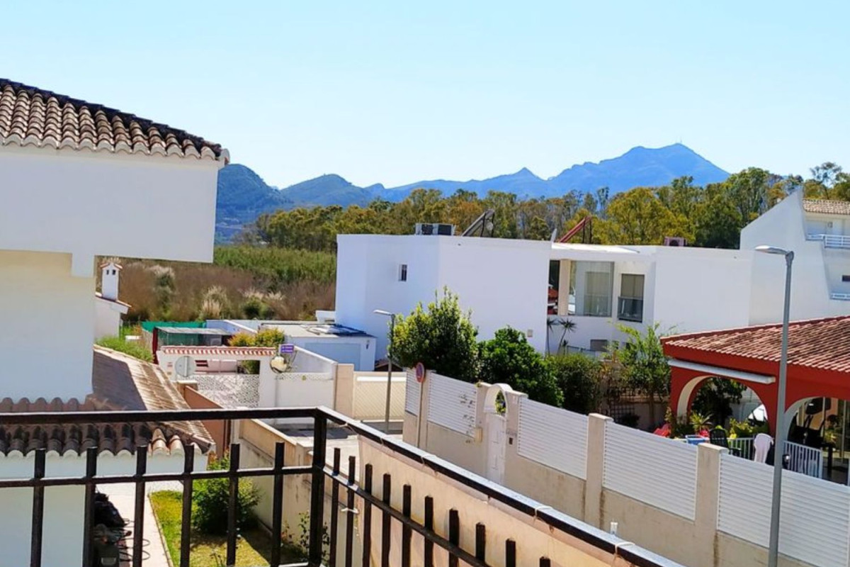 Properties for sale and rent in Spain photo 5