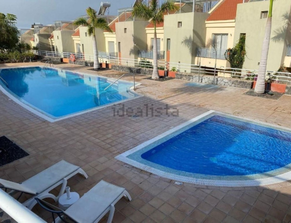 Chalet independiente en venta en Calle Alcalde Pedro Acevedo Bisshopp, Santiago del Teide thumbnail 2