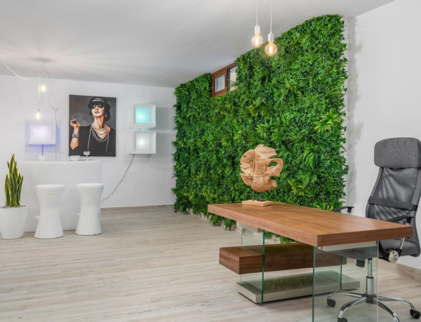 Chalet independiente en venta en  Avenida Ciudad de Barcelona, 1, Vera photo 2