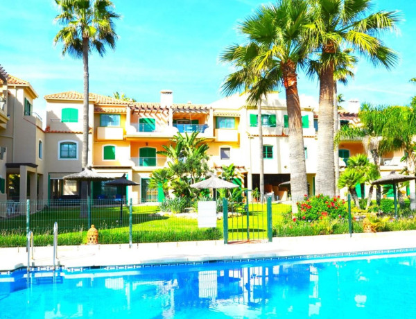 Penthouse for sale in  Urbanizacion Diamante, Casares photo 4