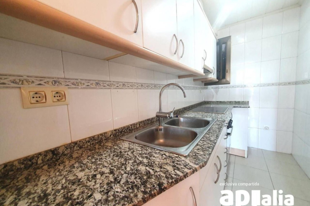 Sale of ground in Calle de Ferrer i Vidal, Sabadell
 photo 5