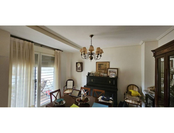 Таунхаус на продажу в  Calle Par , Montequinto photo 4