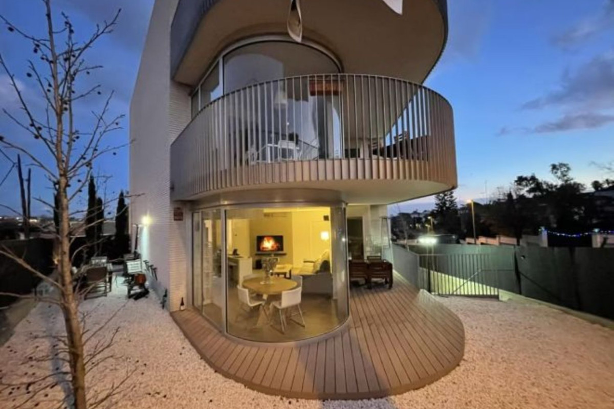 Venta de duplex en Av Badalona, Alella photo 3