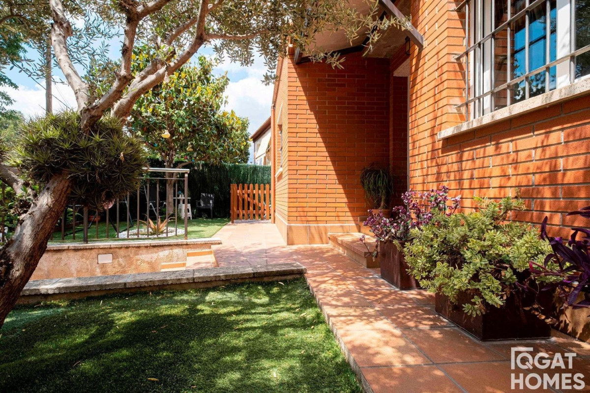 Venta de chalet independiente en Calle de l'Entroncament, Sant Cugat del Vallès
 photo 3