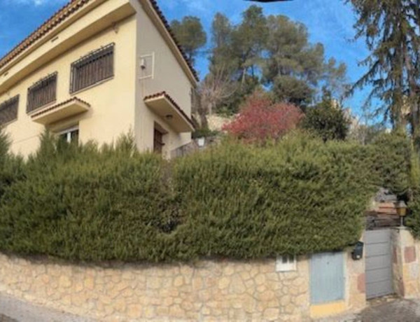 Коттедж на продажу в , Corbera de Llobregat photo 1