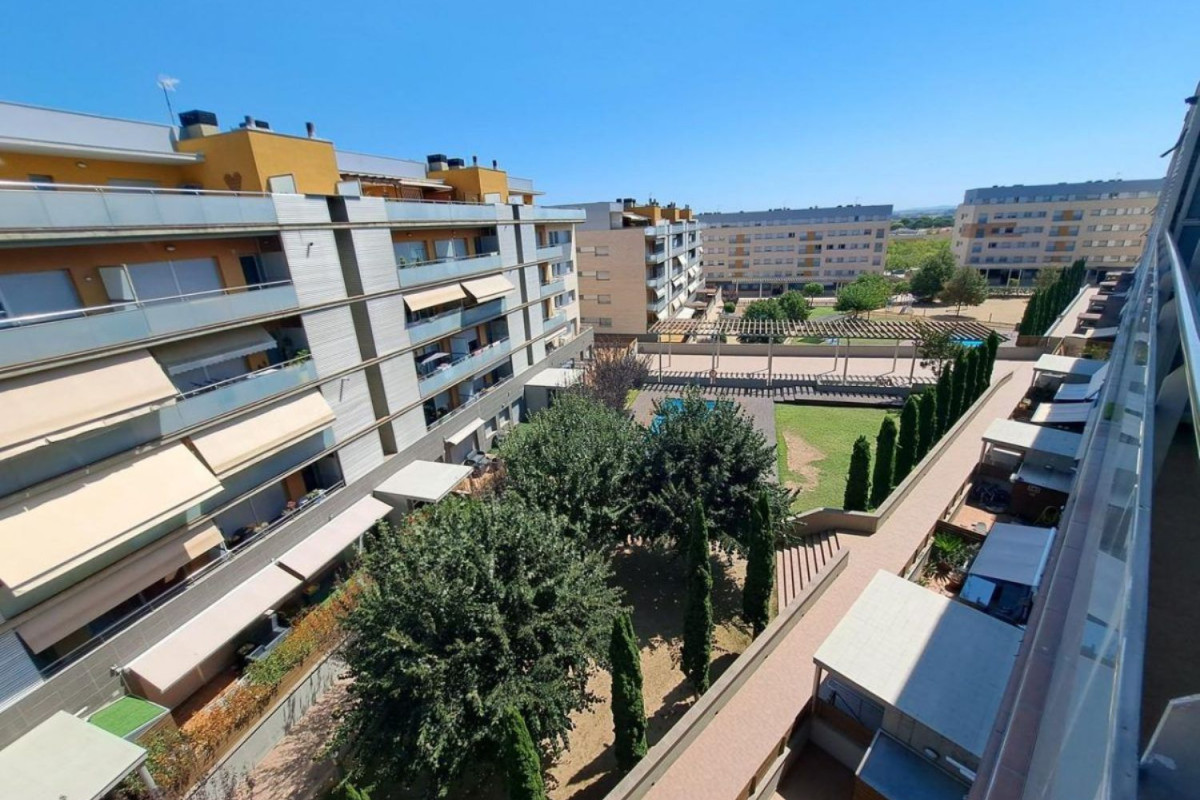 Venta de piso en Calle ponent, 33, Figueres
photo 2