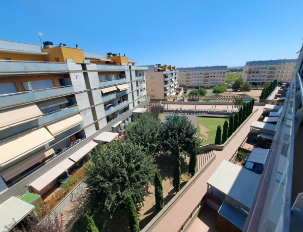 Piso en venta en  Calle ponent, 33, Figueres photo 2