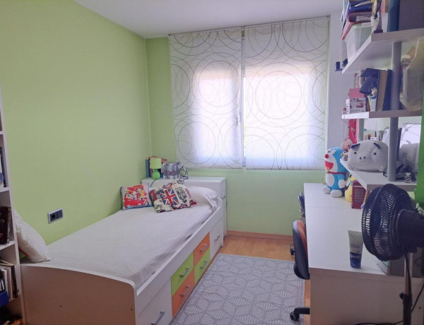 Piso en venta en  Calle ponent, 33, Figueres photo 3