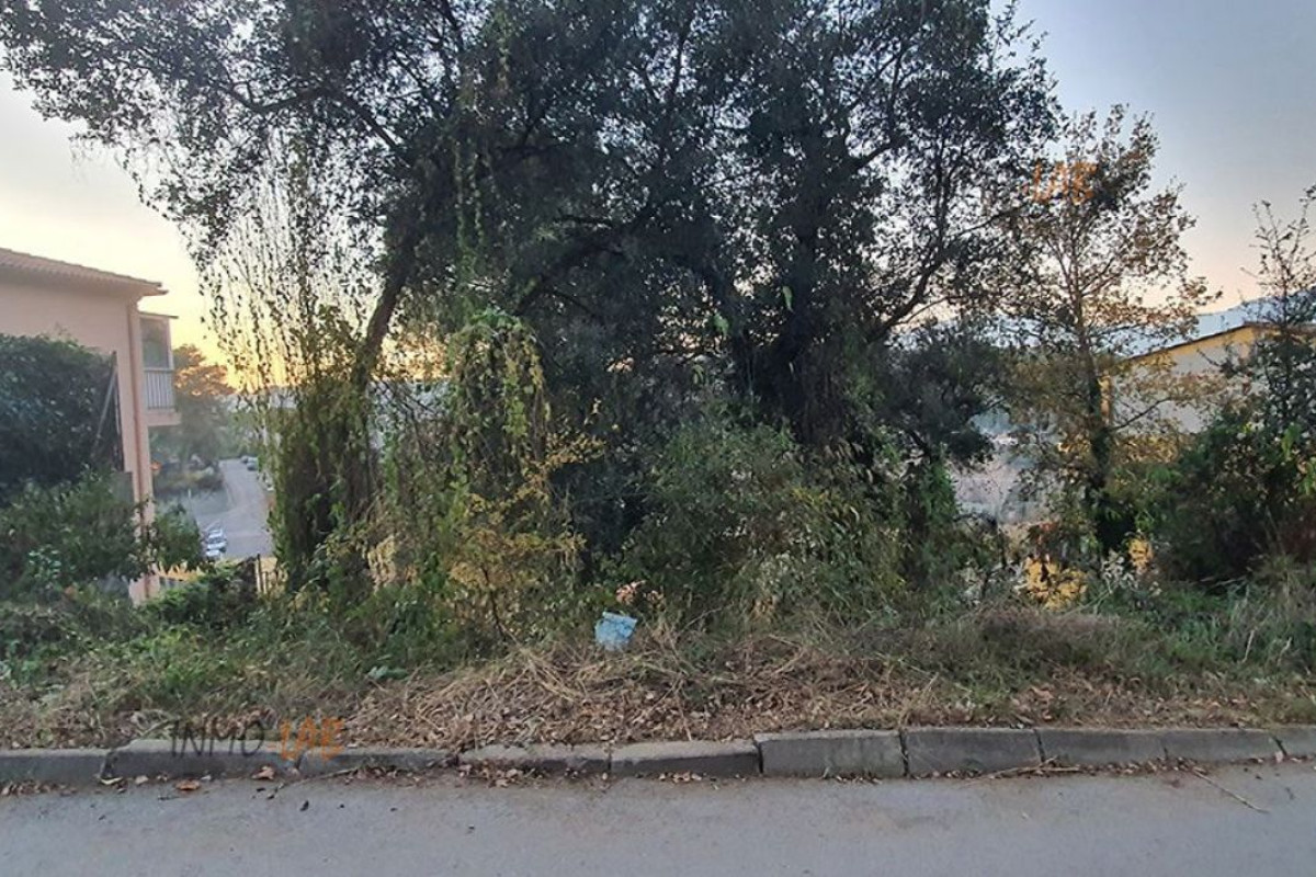 Terreno en venta en Vallgorguina, Barcelona photo 1