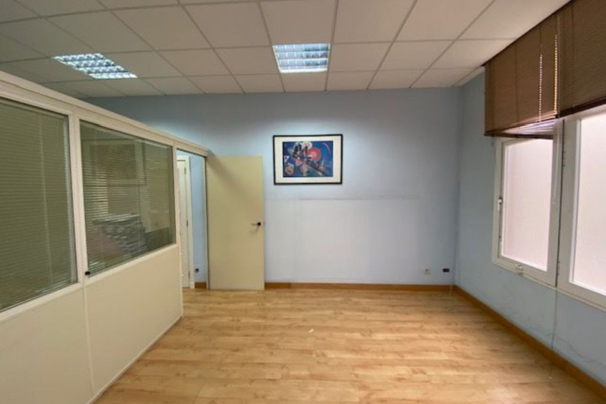 Venta de oficina en  Doctor Verneau, 3 , Las Palmas de Gran Canaria photo 4