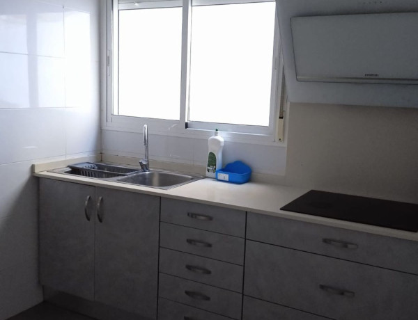 Piso en venta en Calle Tirso de Molina, Gandia thumbnail 1