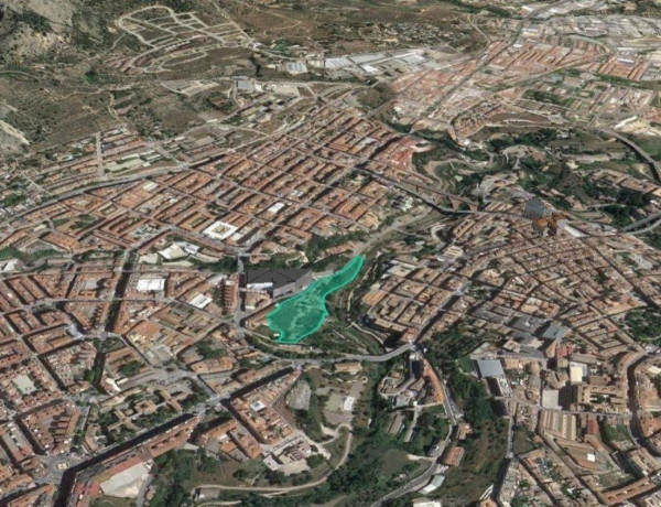 Terreno en venta en calle Sant Sebastià thumbnail 1