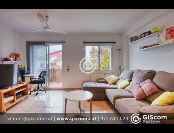 Chalet adosado en venta en Calle Picasso , Palafrugell photo 1