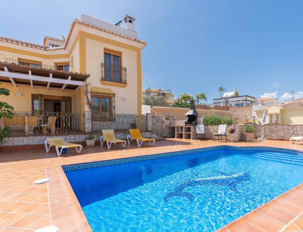 Chalet wolnostojący na sprzedaż w Calle Sedella s/n, Nerja photo 1