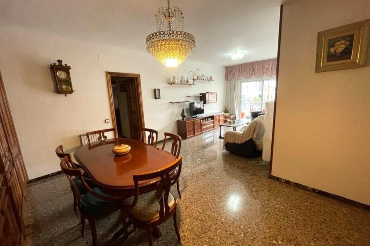 Venta de piso en Avenida SEVERO OCHOA, Hospitalet de Llobregat
 photo 4