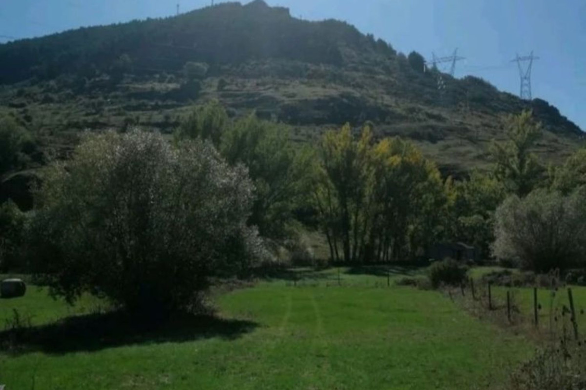 Terreno en venta en Villamanin, León photo 1